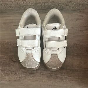 Adidas sambas size 7